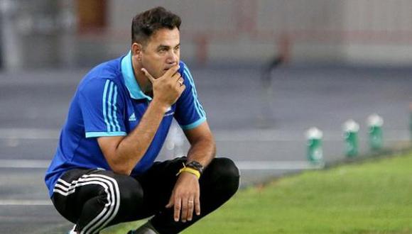 Claudio Vivas y Sporting Cristal llegaron a un mutuo acuerdo para cortar el vínculo que los unía. El conjunto cervecero se ubica segundo en el acumulado de la Liga 1. (Foto: USI)