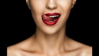 ¿Cómo se hace un labial, el artículo de belleza más emblemático del mundo?