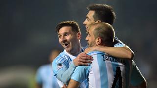 Messi no anotó, pero participó en los seis goles de Argentina