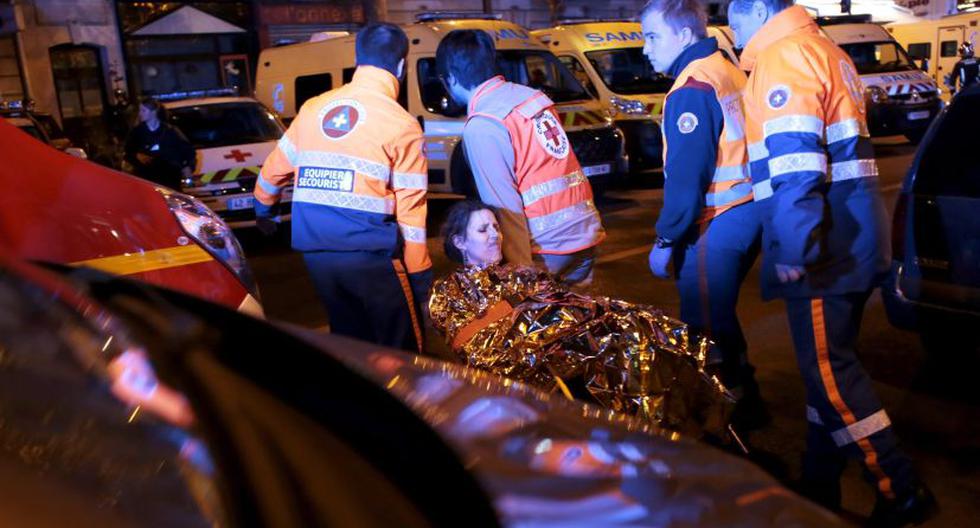 Mujer herida durante atentado terrorista en París (Foto: EFE)