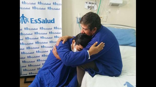 Taxista dona riñón a su hijo y lo salva de la muerte - 2