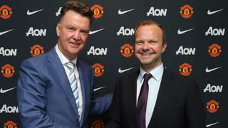 Louis van Gaal fue presentado como técnico de Manchester United