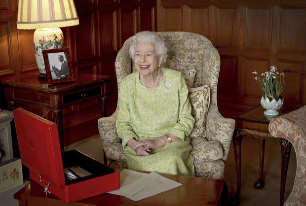 In this image released by Buckingham Palace on February 6, Queen Elizabeth II is photographed at Sandringham House to mark the start of her Platinum Jubilee.  (Photo: AP)