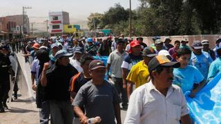 Mineros de Nasca levantaron bloqueos tras una semana