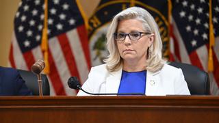 Liz Cheney: opositora de Donald Trump en tienda republicana se encamina a una derrota electoral en Wyoming 