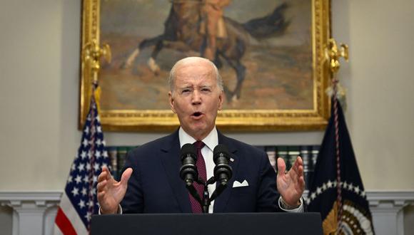 El presidente estadounidense, Joe Biden, habla sobre la decisión de la Corte Suprema de EE. UU sobre el uso de la raza y el origen étnico en las decisiones de admisión a la universidad. El fallo "se alejó de décadas de precedentes", agregó (Foto: JIM WATSON / AFP)