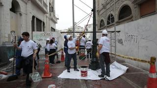 Cercado de Lima: realizan operación de limpieza de calles y muros | FOTOS