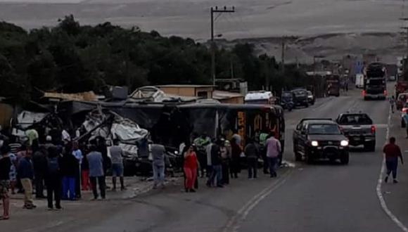 Accidente dejó al menos 15 muertos y unos 40 heridos. Se dirigía de Lima a Arequipa. (Foto: Juan Carlos Gutiérrez)