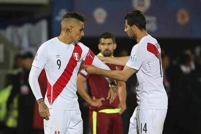 Claudio Pizarro compartió equipo con Paolo Guerrero y se enfrentó a Jefferson Farfán en Alemania. (Foto: Getty)
