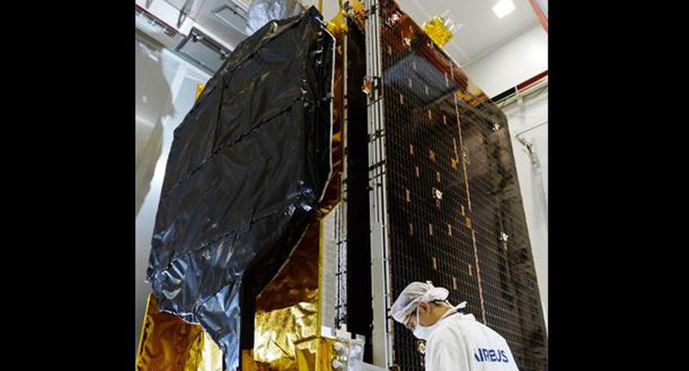 El satélite de comunicación con doble misión es el número 47 del tipo Eurostar E3000 y proporcionará capacidad en banda Ku y C a EchoStar y SES. (Foto: Cortesía)