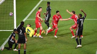 Bayern Múnich vs. Lyon: Lewandowski erró pero Gnabry capturó el rebote para el 2-0 | VIDEO