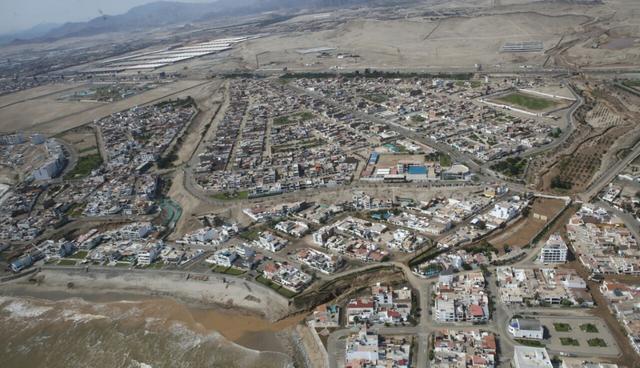 Evangelina Chamorro sobrevivió al huaico que cayó sobre el poblado de Pampapacta, en Punta Hermosa, durante el fenómeno de El Niño costero. (Fotos: El Comercio)
