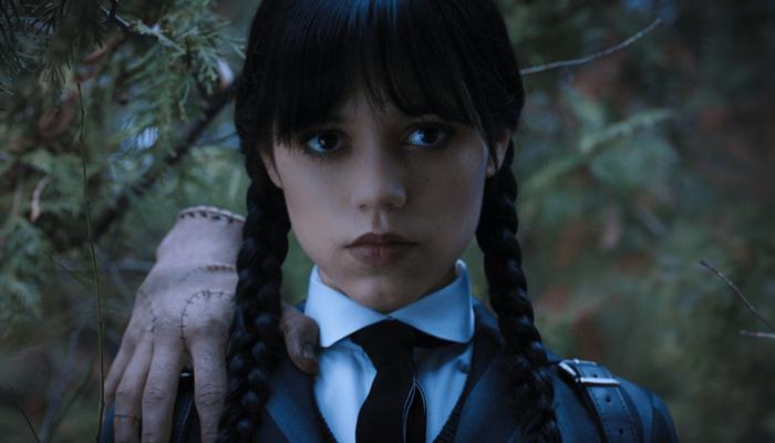 Enid Sinclair (Emma Myers) e Wandinha Addams (Jenna Ortega) podem viver  romance na 2ª temporada de Wandinha - Purebreak