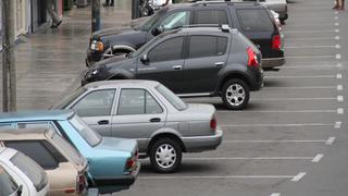 San Borja multa desde hoy a vehículos mal estacionados