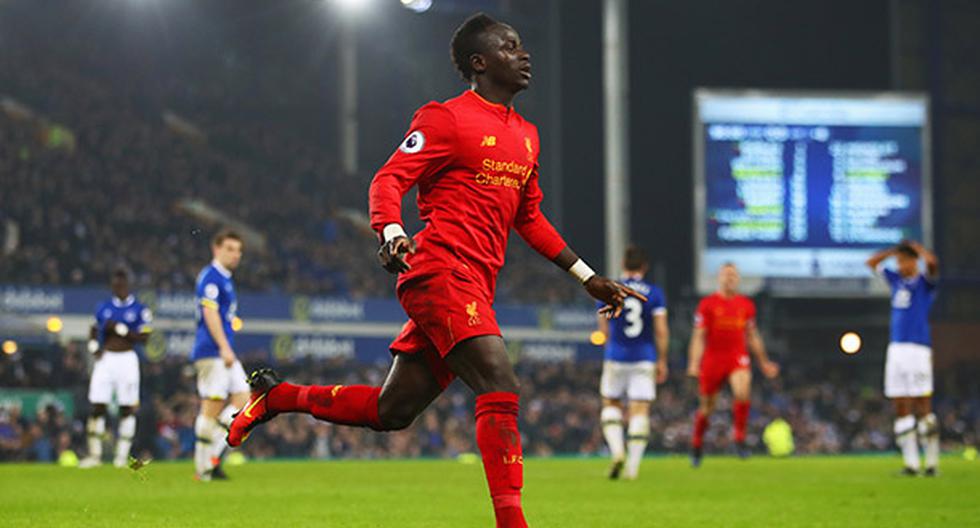Liverpool venció sobre la hora al Everton con gol de Sadio Mané. (Foto: Getty Images)