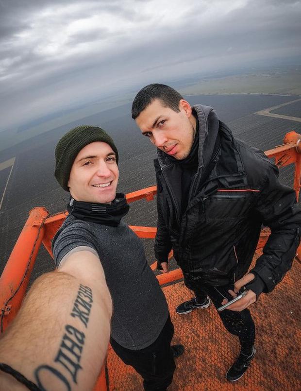 Remi Lucidi junto a uno de sus amigos (Foto: Remi Enigma/Instagram)
