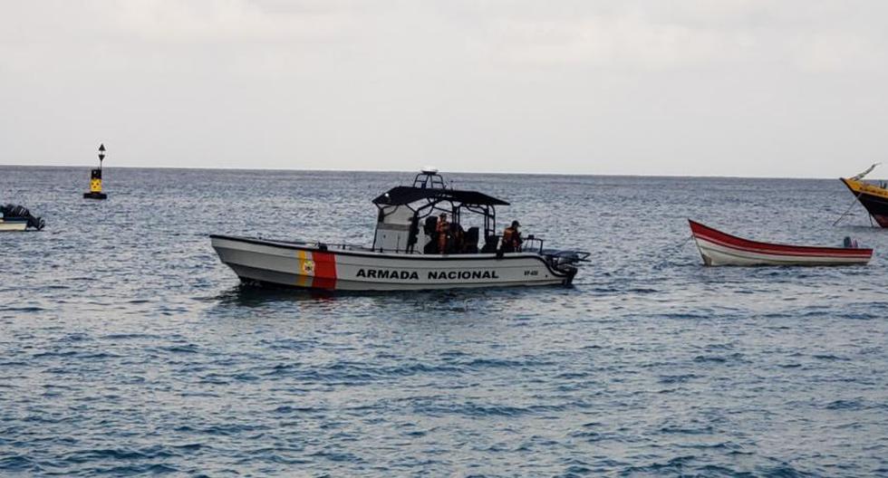 La Armada colombiana detalló que el centinela encargado de la seguridad de los botes se percató esta madrugada de que, por efectos de la fuerte corriente fluvial, las embarcaciones fueron “arrastradas por el río, sin tener la oportunidad de recuperarlas”. (Armada Nacional de Colombia)