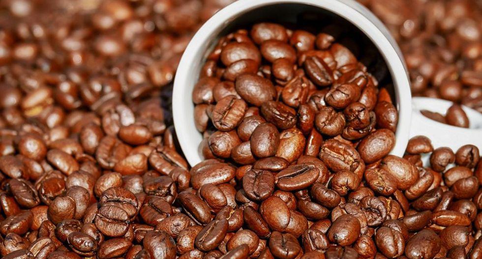 Hacia el 2021 el Perú se ha propuesto alcanzar un consumo de 1 kilo de café per cápita por año, de acuerdo a Promperú. Hoy se estima que se toman 650 gramos, de los cuales la mitad corresponde a café instántáneo y soluble, según Central Café y Cacao, que agrupa a 13 cooperativas cafetaleras en el norte, centro y sur del país.