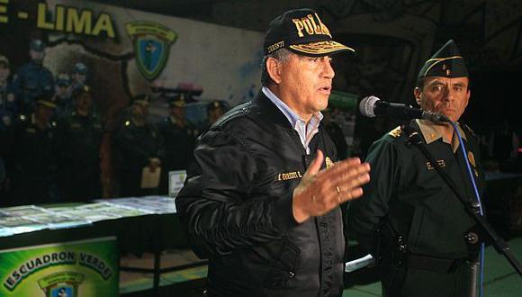 Daniel Urresti anuncia relevo de alto mando policial en Loreto