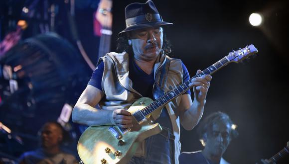 El guitarrista mexicano canceló las fechas europeas de su gira mundial Miraculous 2020.  (Foto: AFP)