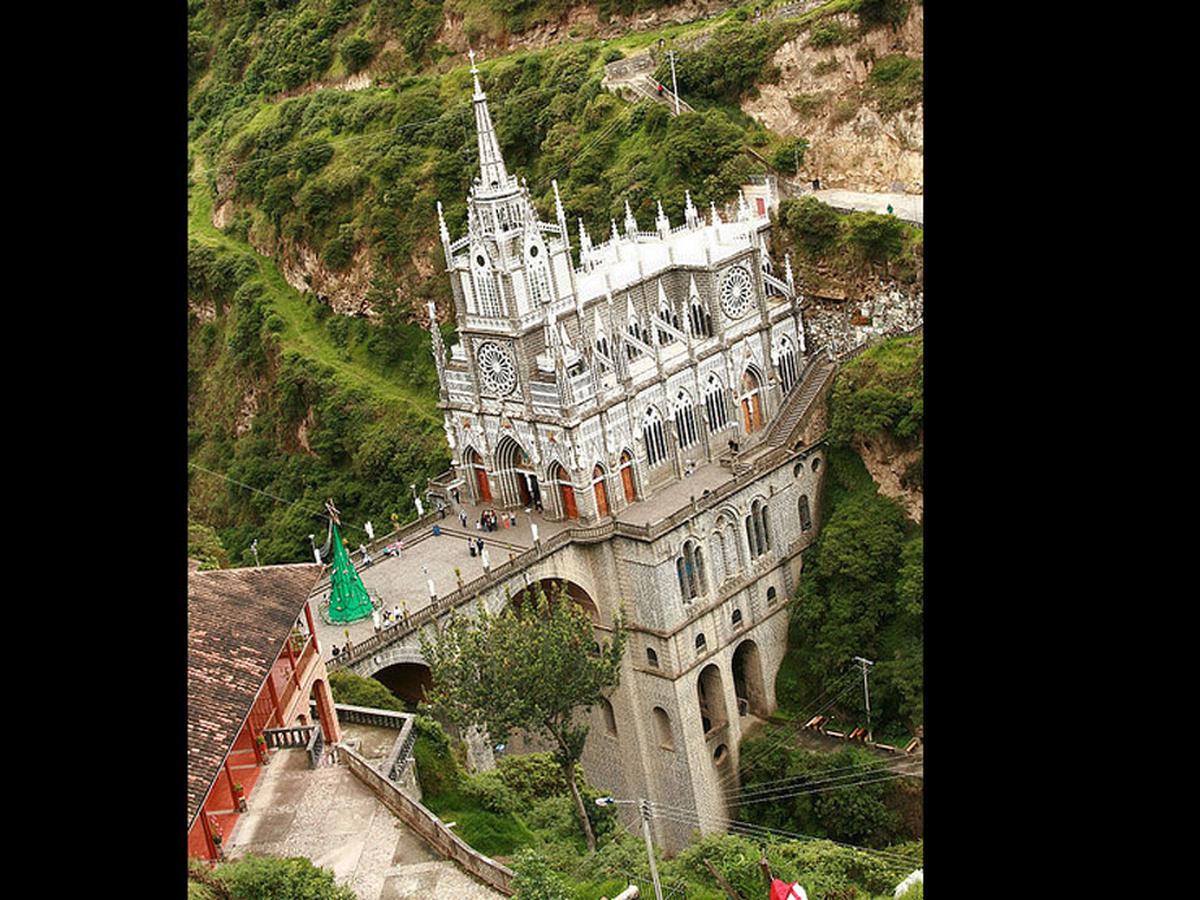 Esta iglesia está construida dentro de un cañón en Colombia | CASA-Y-MAS |  EL COMERCIO PERÚ
