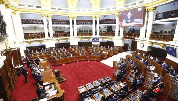 "Al establecerse una sanción penal para conductas también perseguidas y sancionadas por Indecopi, no se ha cuidado de preservar la efectividad de dicho instrumento", dice Falla. (Foto: Congreso de la República)