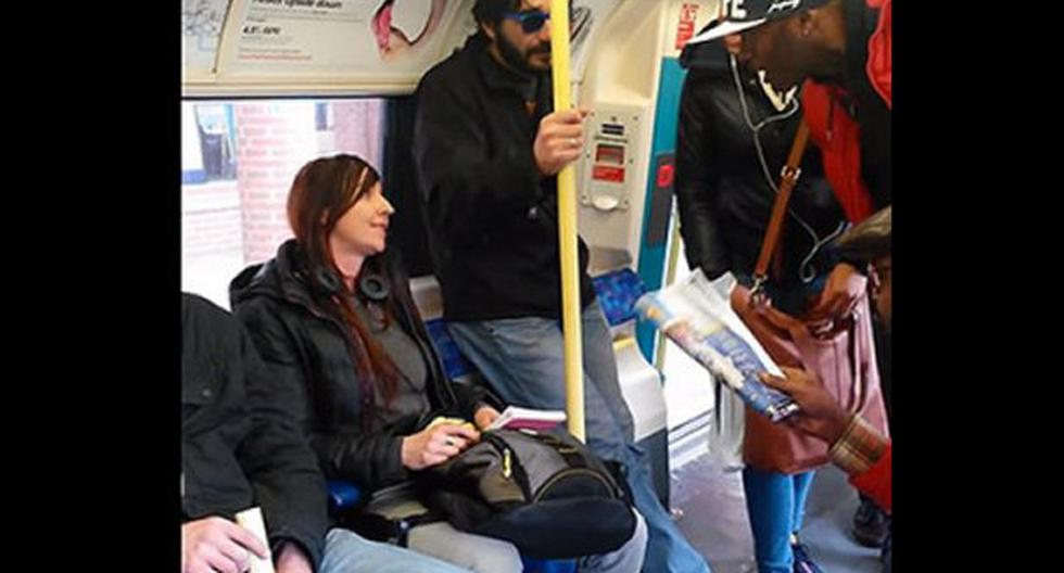 Mujer insulta a hombre en bus de Londres. (Foto: Captura YouTube)
