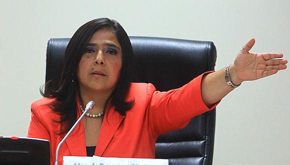 Tejada: Ana Jara podría ser candidata a la Presidencia el 2016