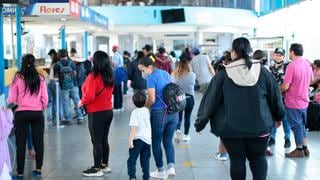 La Victoria: ciudadanos llegan a terminales para viajar al sur del Perú pese a recomendación de postergar viajes por bloqueos