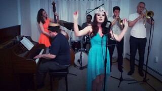 Robyn Adele Anderson, la cantante cuya voz ha 'conquistado' a miles de usuarios de YouTube