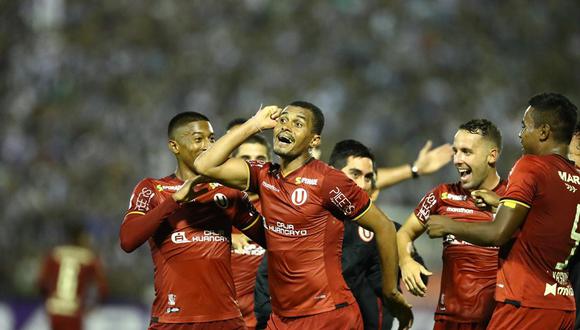 Alianza Lima vs. Universitario: Nelinho Quina y el fulminante cabezazo para el 3-1 | Foto: Daniel Apuy/GEC