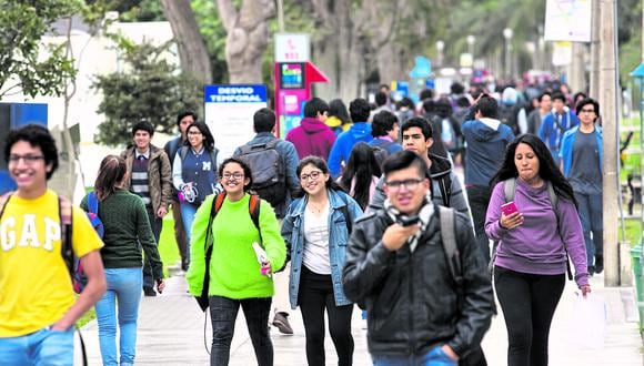 Durante la pandemia, el haber estudiado en una institución de buena calidad sirvió como un factor protector frente a la crisis. (Foto: Eduardo Cavero / Archivo)