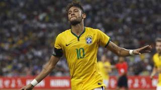 Neymar recibió bienvenida de dos referentes de Brasil [VIDEO]