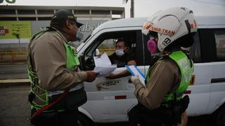 Policía Nacional y FF.AA. verifican cumplimiento de restricciones en mercados y avenidas | FOTOS