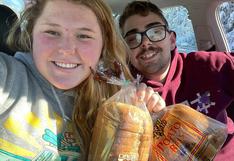 La historia de la pareja con hambre que quedó varada 37 horas por la nieve y logró que empresa les regale panes