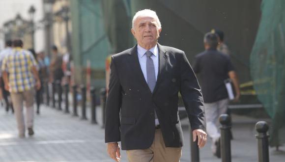 Guido Lombardi consideró que el ex presidente Alan García teme un eventual interrogatorio del fiscal José Domingo Pérez. (Foto: Archivo El Comercio)