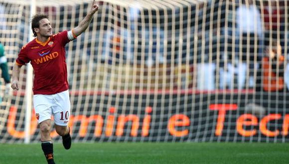 El italiano Francesco Totti jugará este domingo su último partido con la Roma ante Génova. ¿Se retirará del fútbol?. (Foto: GettyImages).