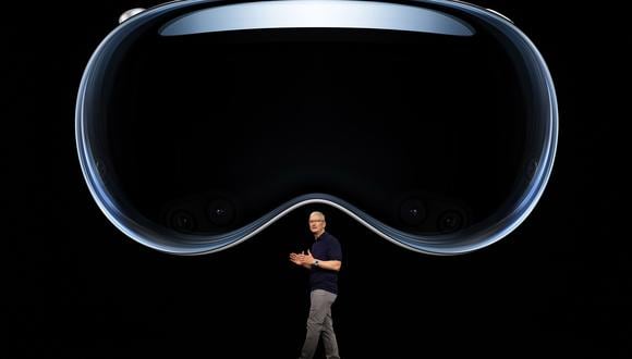Tim Cook usa por primera vez las Apple Vision Pro: “Sabía que llegaríamos aquí”.