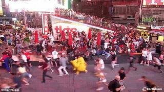 Pánico en Times Square: confunden sonido de motos con un tiroteo | VIDEOS