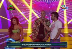 Combate: Bruno Agostini vuelve a sorprender a Vania Bludau