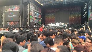 Coldplay: fans esperan así el inicio del concierto [FOTOS]
