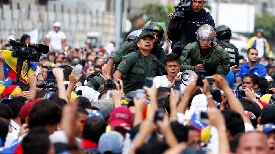 Protestas en Venezuela: detención de Leopoldo López en imágenes - 1