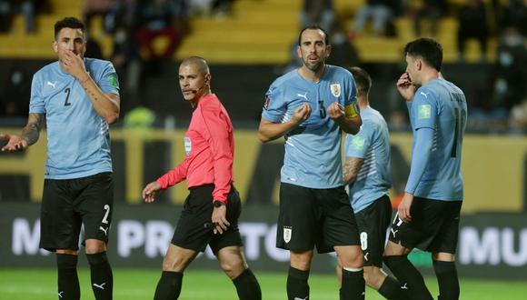 Diego Godín es el capitán de Uruguya. (via REUTERS/Matilde Campodonico)