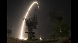 Cápsula Soyuz se acopla a la Estación Espacial