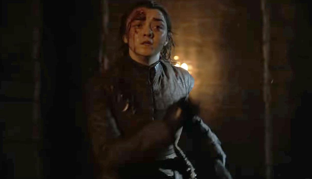 Arya Stark en la Temporada 8 escapa de algo o alguien. ¿Será el "Dios de muchos Rostros" que viene por ella? (Foto: HBO)