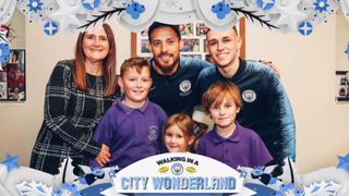 Manchester City: David Silva y Phil Foden dieron tierna sorpresa a unos niños [VIDEO]