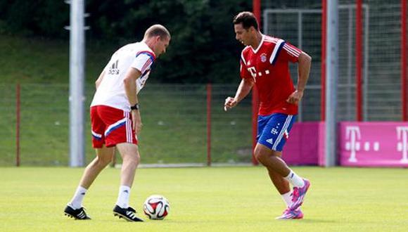 Claudio Pizarro se incorporó a entrenamientos del Bayern Múnich