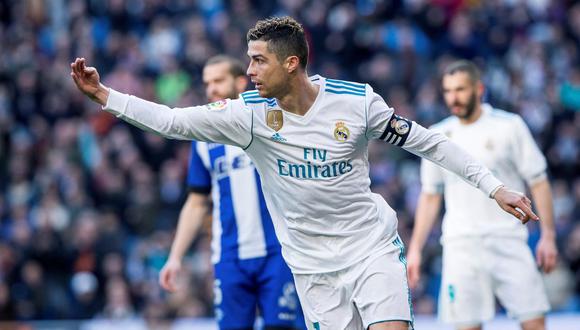 El portugués Cristiano Ronaldo marcó su segundo gol en el encuentro ante Alavés, luego de una gran combinación junto a Karim Benzema, Gareth Bale y Lucas Vázquez. (Foto: EFE)