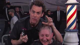 YouTube: ¿Dejarías que Jim Carrey arruine así tu peinado?