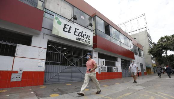 Mercado El Edén cerró ante sospecha de caso de COVID-19 en un colaborador que falleció. (Foto: Francisco Neyra)
